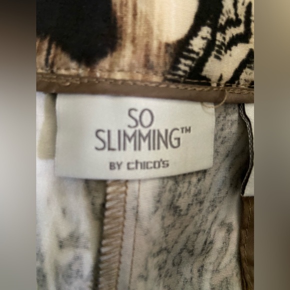 CHICO'S So Slimming Animal Instinct - Picture 4 of 7